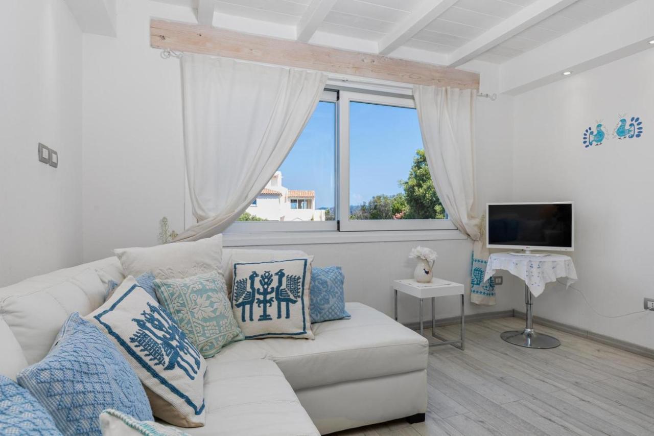 Giglio Apartment Vista Mare E Parcheggio Privato Porto Rotondo Exterior photo