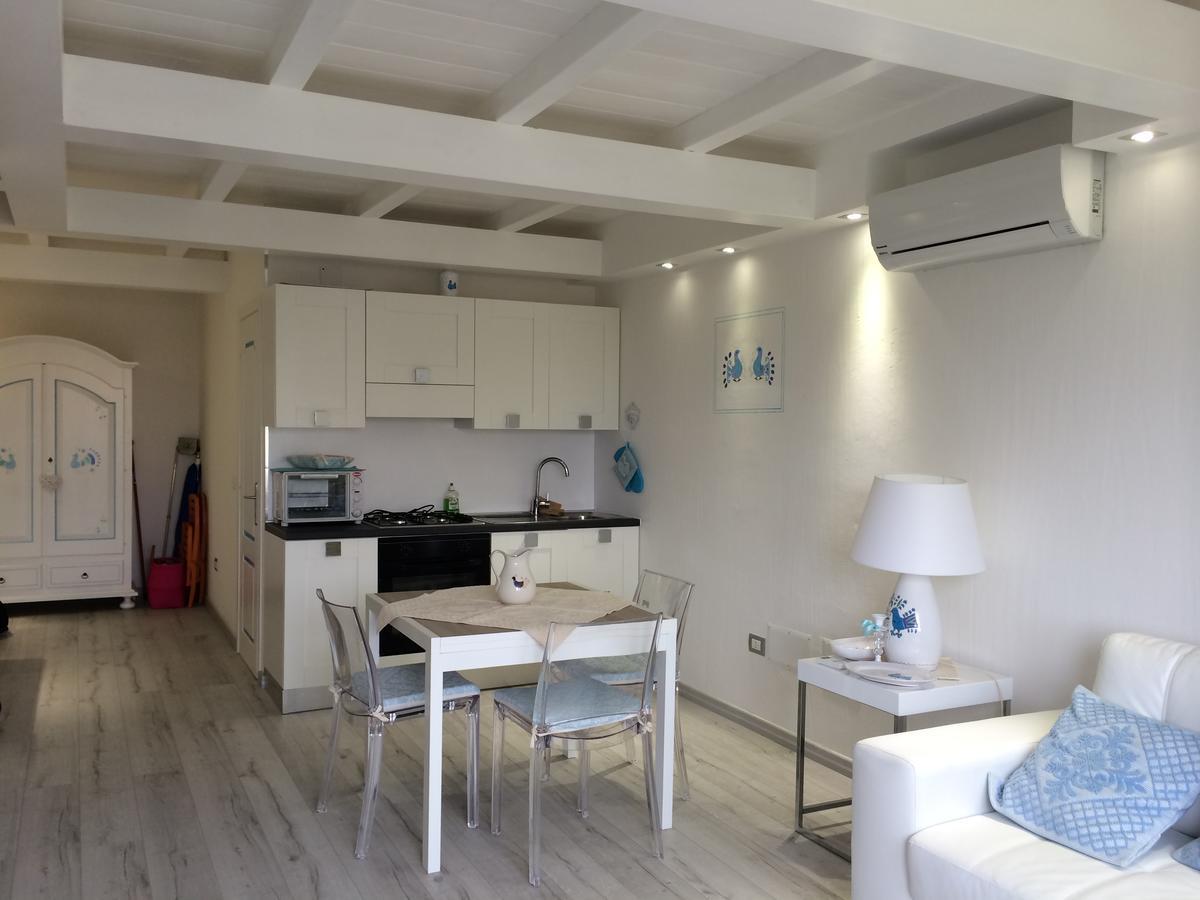 Giglio Apartment Vista Mare E Parcheggio Privato Porto Rotondo Exterior photo